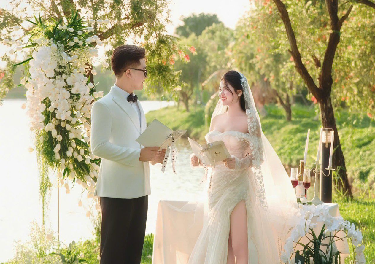 Hồng Phong – Thanh Hằng